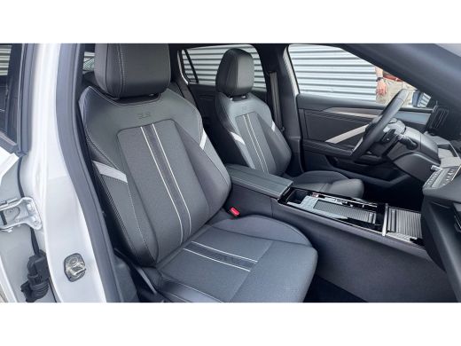 Opel Astra GS - Hybrid | 18" Lichtmetalen velgen bi-colour met grijze accenten, Pentagon | Black pack voor h... ActivLease financial lease