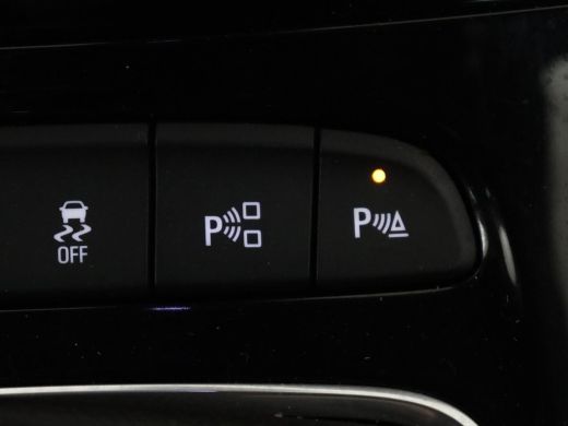 Opel Astra Sports Tourer 1.2 Design & Tech | Cruise control | Camera | Park assist | Trekhaak | Dodehoek det... ActivLease financial lease