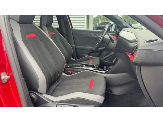Opel Mokka-e 50KWH 136PK GS-LINE AUTOMAAT SOH 97% / NAVI / LEDER / CLIMA / LED / PDC / 17" LMV / CAMERA / WINT... ActivLease financial lease
