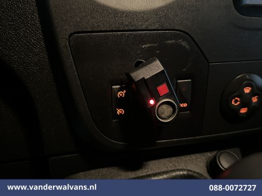 Opel Movano 2.3 CDTI 146pk L2H2 Euro6 Airco | Camera | Omvormer | Imperiaal | Navigatie 2500kg Trekhaak, Crui... ActivLease financial lease