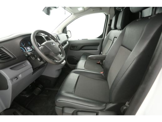 Opel Vivaro Elektrisch L2H1 75 kWh Long Range | Snelladen | Airco | Camera | Cruise | 3 Zits | Carplay ActivLease financial lease
