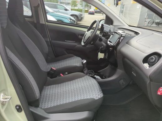 Peugeot 108 1.0 e-VTi Allure | Navi by app | Apple carplay | Camera | LED | Mistlampen | NL auto | 15.000km | ActivLease financial lease