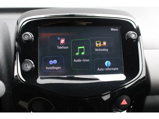 Peugeot 108 1.0 e-VTi Allure | Navi by app | Camera | Climate control | Apple carplay | Lichtmetaal | LED | M... ActivLease financial lease