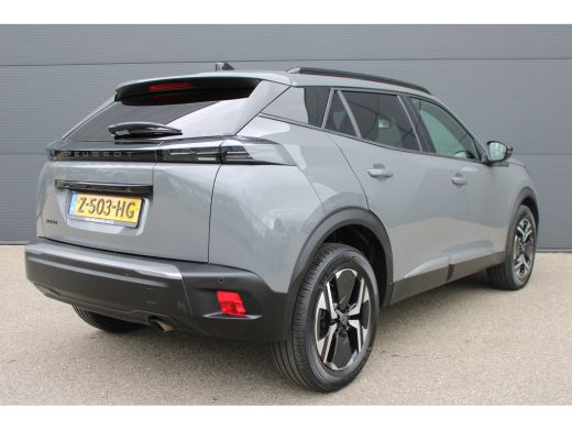 Peugeot 2008 1.2 PureTech 100 Allure | Navigatie | Camera | Apple carplay | Nieuw model | Lichtmetaal | Parkee... ActivLease financial lease