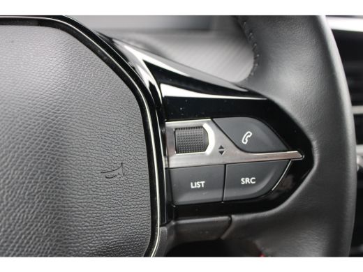 Peugeot 2008 1.2 PureTech 100 Allure | Navigatie | Camera | Apple carplay | Nieuw model | Lichtmetaal | Parkee... ActivLease financial lease