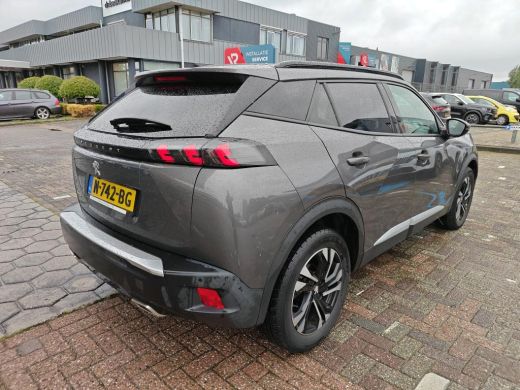 Peugeot 2008 1.2 PureTech 130pk EAT8 Allure Pack | Automaat | Navigatie | Camera | Apple carplay | NL auto | K... ActivLease financial lease