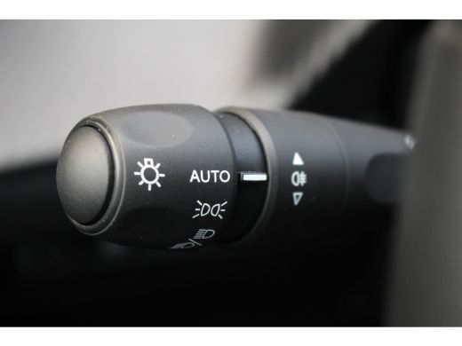 Peugeot 208 1.2 Active | CarPlay | Airco | Cruise C. | Park Assist | Elec. Pakket | | CarPlay | Airco | Cruis... ActivLease financial lease