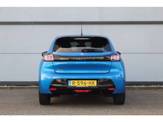 Peugeot 208 1.2 Allure Pack 100 PK AUT. | Trekhaak | Camera | CarPlay | Climate & Cruise C. | LED | 16" LMV |... ActivLease financial lease