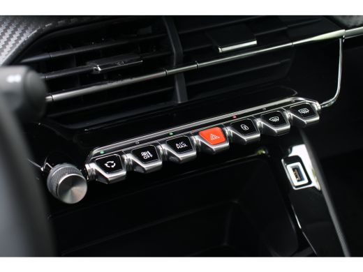 Peugeot 208 1.2 PureTech 75 Active NAVI | CLIMATE CONTROL | PARK SENS | CRUISE CONTROL | CARPLAY / ANDROID AUTO ActivLease financial lease