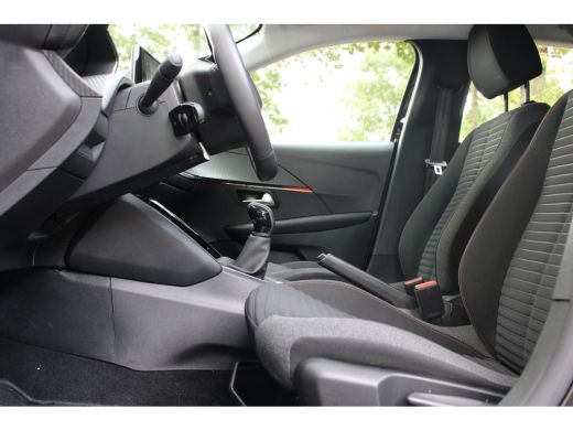 Peugeot 208 1.2 PureTech 75 Active NAVI | CLIMATE CONTROL | PARK SENS | CRUISE CONTROL | CARPLAY / ANDROID AUTO ActivLease financial lease