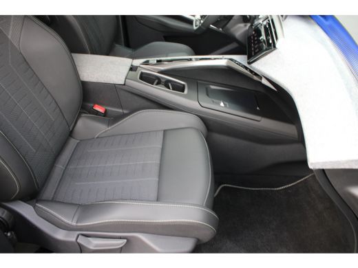 Peugeot 3008 1.6 plug-in Hybrid 195 GT | Automaat | Navigatie | Camera voor + achter | Stoelverwarming | Elekt... ActivLease financial lease