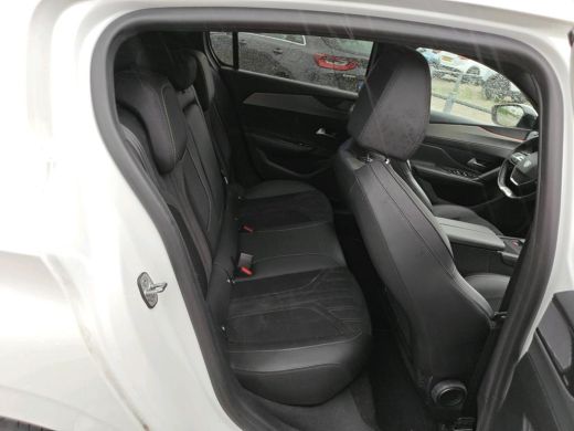 Peugeot 308 1.2 PureTech 130pk EAT8 GT | Automaat | Panorama/schuifdak | Focal | Navigatie | Camera voor + ac... ActivLease financial lease