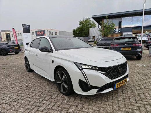 Peugeot 308 1.2 PureTech 130pk EAT8 GT | Automaat | Panorama/schuifdak | Focal | Navigatie | Camera voor + ac... ActivLease financial lease