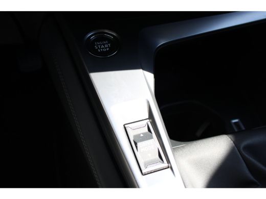 Peugeot 308 1.2 PureTech Allure | Navigatie | Camera | Apple carplay | NL auto | 1e Eigenaar | 43.000km | Blu... ActivLease financial lease
