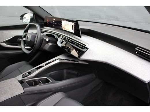 Peugeot 5008 1.2 Hybrid 136 Allure | Automaat | Navigatie | Camera | Adaptieve cruise control | Apple carplay | ActivLease financial lease