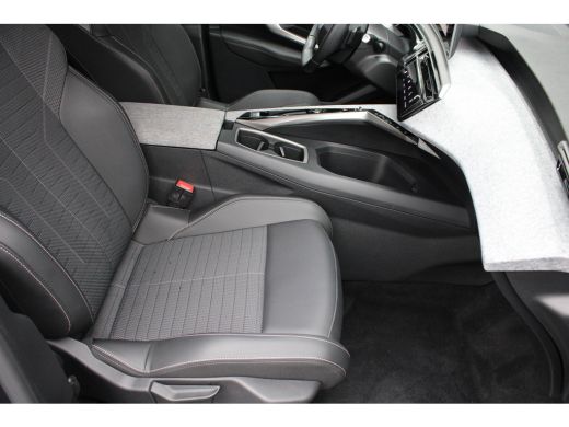 Peugeot 5008 1.2 Hybrid 136 Allure | Automaat | Navigatie | Camera | Adaptieve cruise control | Apple carplay | ActivLease financial lease
