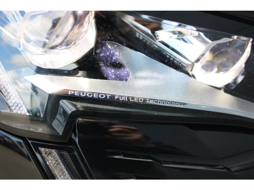 Peugeot 5008 1.2 PureTech EAT8 GT | Automaat | Navigatie | Camera | Panorama/schuifdak | Focal | Elektrische a... ActivLease financial lease