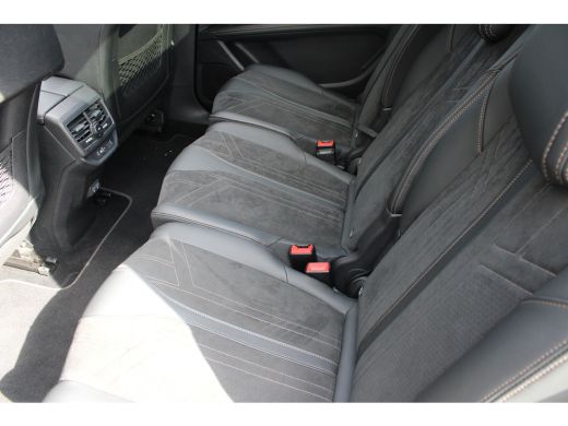 Peugeot 5008 1.2 PureTech EAT8 GT | Automaat | Navigatie | Camera | Panorama/schuifdak | Focal | Elektrische a... ActivLease financial lease