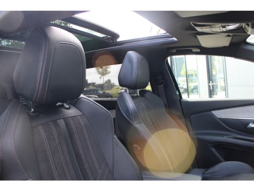 Peugeot 5008 1.2 PureTech EAT8 GT | Automaat | Navigatie | Camera | Panorama/schuifdak | Focal | Elektrische a... ActivLease financial lease