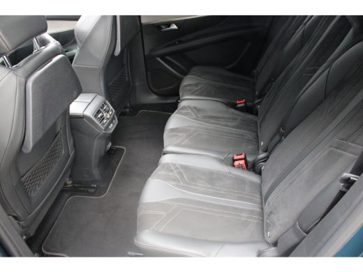 Peugeot 5008 1.2 PureTech GT | Navigatie | Camera | Panorama/schuifdak | Alcantara | All season | Apple carplay | ActivLease financial lease