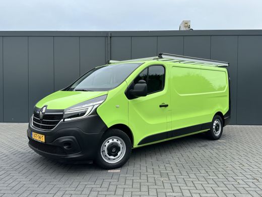 Renault Trafic 1.6 dCi / L2H1 / 1e EIG. / LED / BOTT INRICHTING / IMPERIAAL / TREKHAAK / NAVI / AIRCO / CRUISE ActivLease financial lease