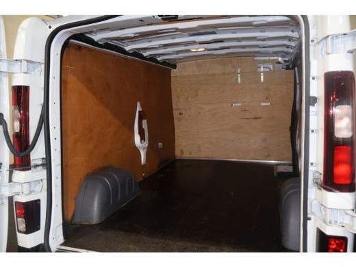 Renault Trafic 2.0 dCi 150pk L2 H1 Automaat Work Edition ActivLease financial lease