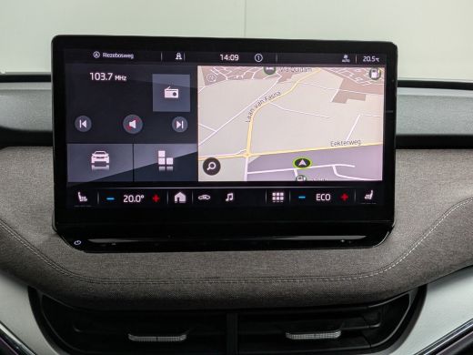 Skoda Enyaq iV 60 First Edition | Achteruitrijcamera | Trekhaak uitklapbaar | Cruise contr adapt | Stoel/stuurve... ActivLease financial lease