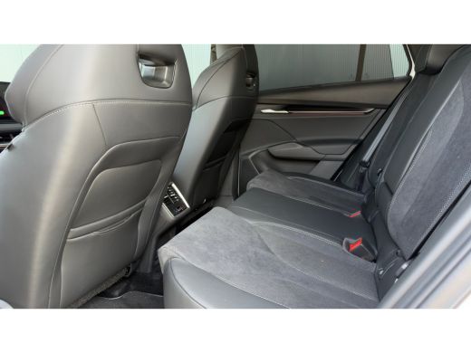 Skoda Enyaq iV Sportline Tour Edition | Chrome interieur accenten | Driving mode select | Parkeersensoren voor e... ActivLease financial lease