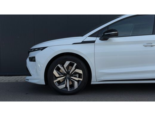 Skoda Enyaq iV Sportline Tour Edition | Chrome interieur accenten | Driving mode select | Parkeersensoren voor e... ActivLease financial lease