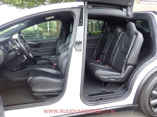 Tesla Model X 100D 88%SOH / MCU2 / CCS / ENHANCED-AUTOPILOT / 22'' / CARBON / TREKHAAK ActivLease financial lease