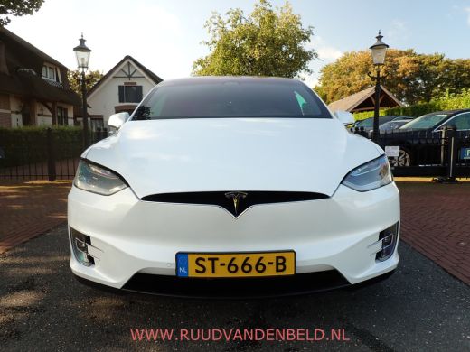 Tesla Model X 100D 88%SOH / MCU2 / CCS / ENHANCED-AUTOPILOT / 22'' / CARBON / TREKHAAK ActivLease financial lease