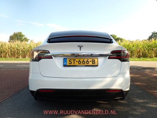 Tesla Model X 100D 88%SOH / MCU2 / CCS / ENHANCED-AUTOPILOT / 22'' / CARBON / TREKHAAK ActivLease financial lease