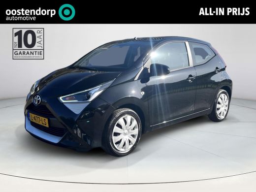 Toyota Aygo 1.0 VVT-i x-play | 5 deurs | Carplay | Airconditioning | Parkeercamera | ActivLease financial lease