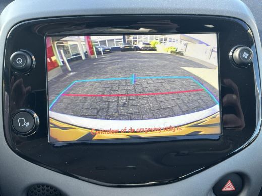 Toyota Aygo 1.0 VVT-i x-play | 5 deurs | Carplay | Airconditioning | Parkeercamera | ActivLease financial lease