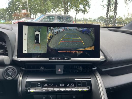 Toyota C-HR 1.8 Hybrid 140 First Edition | 360 graden camera | Elektrische achterklep | Navigatiesysteem ActivLease financial lease