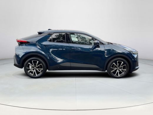 Toyota C-HR 1.8 Hybrid 140 First Edition | 360 graden camera | Elektrische achterklep | Navigatiesysteem ActivLease financial lease