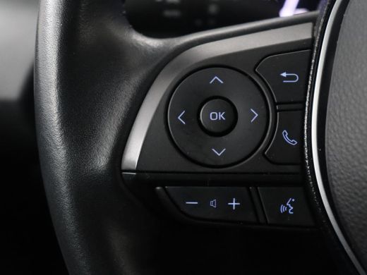 Toyota Corolla Touring Sports | Half Leder | Camera | Stoelverwarming | Carplay | Climate control | Bluetooth | DAB | Adaptive ... ActivLease financial lease