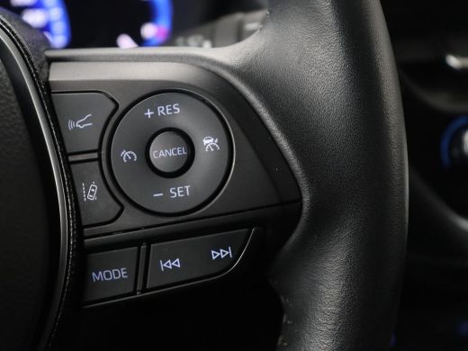 Toyota Corolla Touring Sports | Half Leder | Camera | Stoelverwarming | Carplay | Climate control | Bluetooth | DAB | Adaptive ... ActivLease financial lease