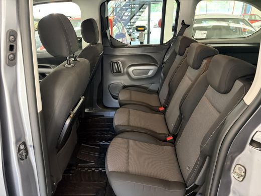 Toyota ProAce 1.2 Turbo Dynamic Long ActivLease financial lease
