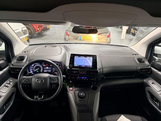 Toyota ProAce 1.2 Turbo Dynamic Long ActivLease financial lease