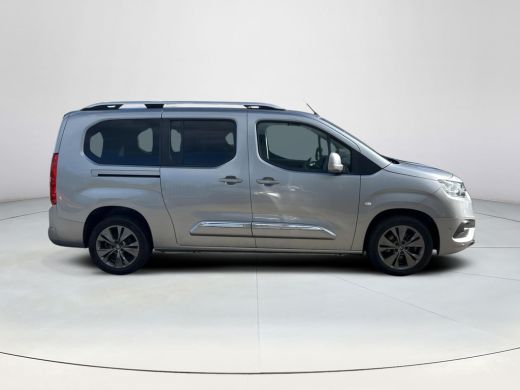 Toyota ProAce 1.2 Turbo Dynamic Long ActivLease financial lease
