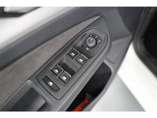 Volkswagen Golf Variant 1.5 eTSI 130pk Life Business | DEALER OH! | ERGO STOEL | STOELVERWARMING | ADAPTIVE CRUIS... ActivLease financial lease