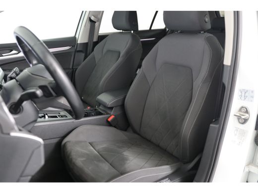 Volkswagen Golf Variant 1.5 eTSI 130pk Life Business | DEALER OH! | ERGO STOEL | STOELVERWARMING | ADAPTIVE CRUIS... ActivLease financial lease