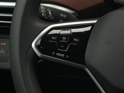 Volkswagen ID.5 Pro Performance 204 pk | Parkeersenoren | Apple Carplay | Stoel/stuur verwarming | ActivLease financial lease