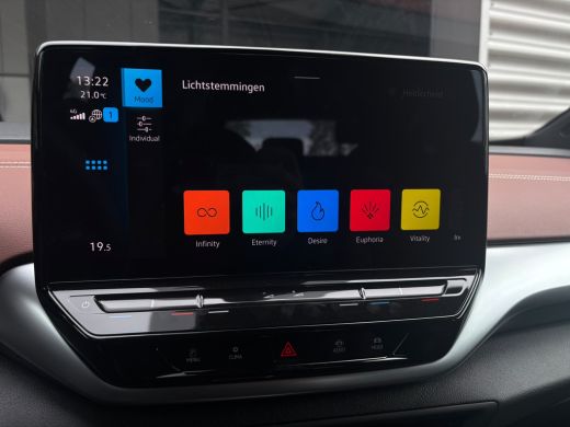Volkswagen ID.5 Pro Performance 204 pk | Parkeersenoren | Apple Carplay | Stoel/stuur verwarming | ActivLease financial lease