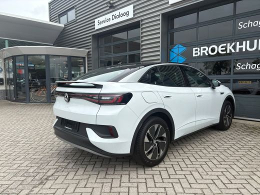 Volkswagen ID.5 Pro Performance 204 pk | Parkeersenoren | Apple Carplay | Stoel/stuur verwarming | ActivLease financial lease