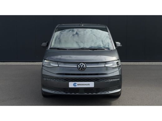 Volkswagen Multivan Bulli eHybrid lang 4MOTION | Vis-A-Vis | Trekhaak | 4 Seizoenen Banden | Art Velours | IQ-Light |... ActivLease financial lease
