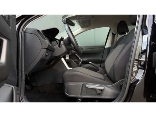 Volkswagen Polo 1.0TSI 95pk Life Edition | Camera | Apple Carplay | Navi | Parkeersensoren voor en achter (Park D... ActivLease financial lease