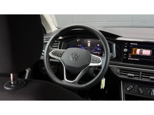 Volkswagen Polo 1.0TSI 95pk Life Edition | Camera | Apple Carplay | Navi | Parkeersensoren voor en achter (Park D... ActivLease financial lease