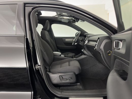 Volvo  XC40 Recharge Pure Black Edition [3-Fase-11kW] {SoH-94%} (INCL-BTW) Aut. *HEATPUMP | PANO | MEMORY-PAC... ActivLease financial lease